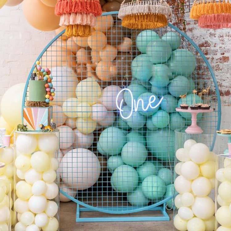 round mesh backdrop stand